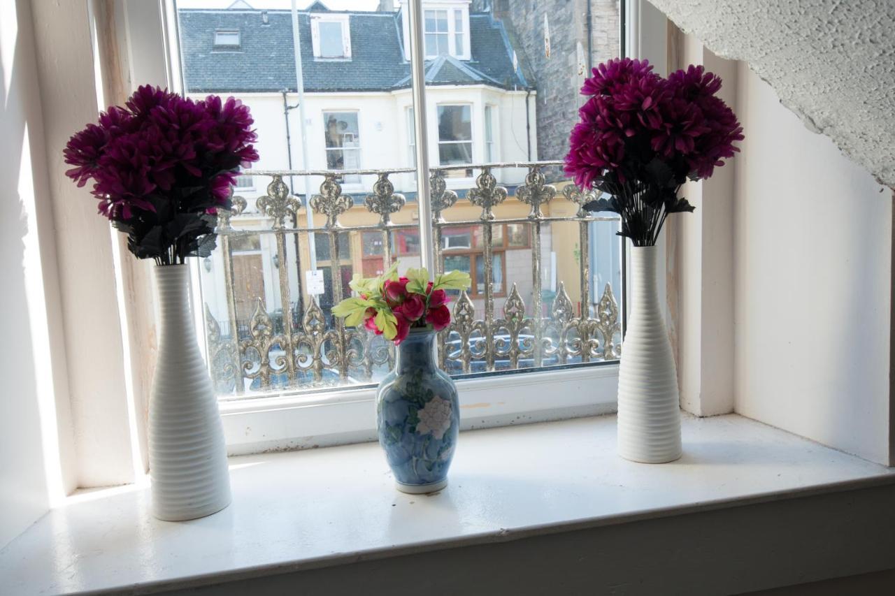 7 Bedroom Townhouse Edinburgh Bagian luar foto